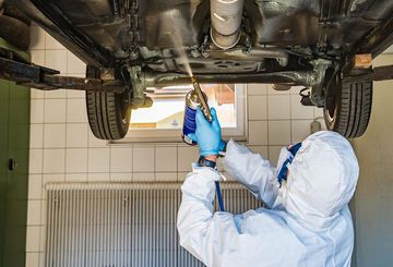 Dung dịch Lizard Skin giúp chống gỉ sét cũng như giảm ồn cho khung gầm