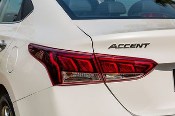Danh gia so bo xe Hyundai Accent 2021