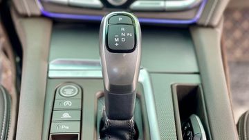 Cần số mang thiết kế tinh giản