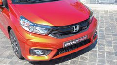 Mặt ca lăng xe Honda Brio RS nổi bật với phong cách Solid Swing