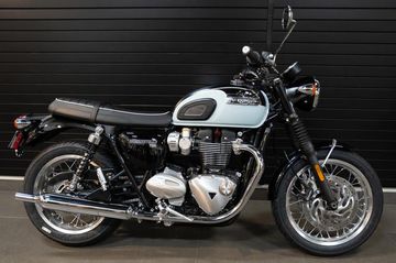 Bonneville T120 màu xanh mạ chrome