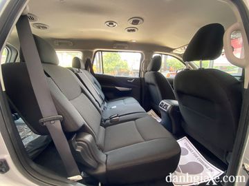 Hàng ghế 3 với độ ngã khá tốt