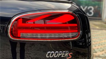 Đèn hậu LED lấy cảm hứng từ lá cờ của nước Anh