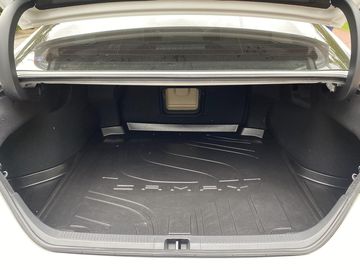 Toyota Camry 2023 được biết đến là có khoang hành khách rộng rãi hàng đầu trong phân khúc