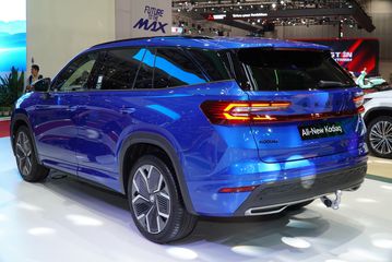 Tổng thể thân xe Skoda Kodiaq 2025 không thay đổi, nhưng các chi tiết được cách tân khá nhiều 
