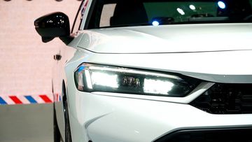 Honda Civic 2025 đã nâng cấp đèn pha Full LED khá hiện đại trên tất cả phiên bản