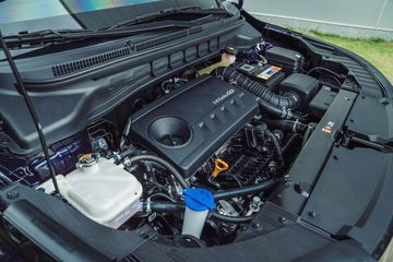 KIA Carens 2024 mang đến cho người dùng 3 tùy chọn động cơ