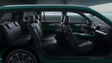 Các ghế ngồi ở mọi vị trí trên GAC GS8 2024 đều rộng rãi và thoải mái