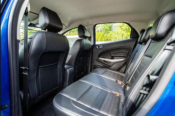 Không gian hàng ghế sau trên EcoSport 2021