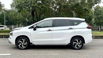 Thân xe Mitsubishi Xpander 2024 AT Premium trông cân đối và trường dáng hơn