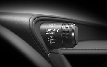 Núm chỉnh chế độ lái trên Lexus LS 2023