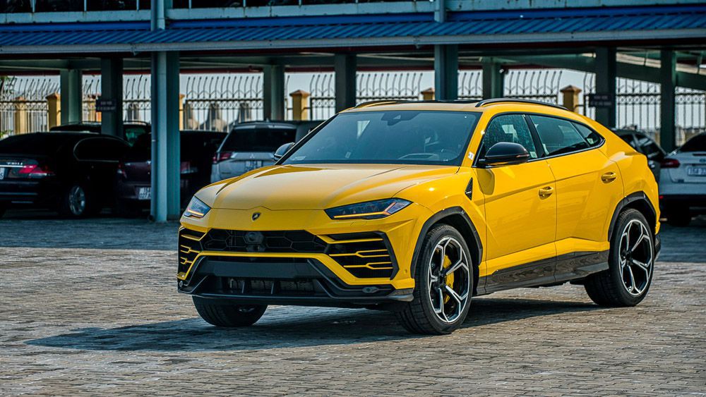 Cận cảnh LAMBORGHINI URUS chính hãng thứ 3 về Việt Nam