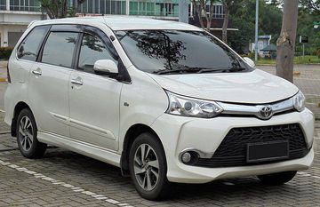 Ngày 12/08/2015, bản nâng cấp đầu tiên của Avanza thế hệ thứ 2 được giới thiệu