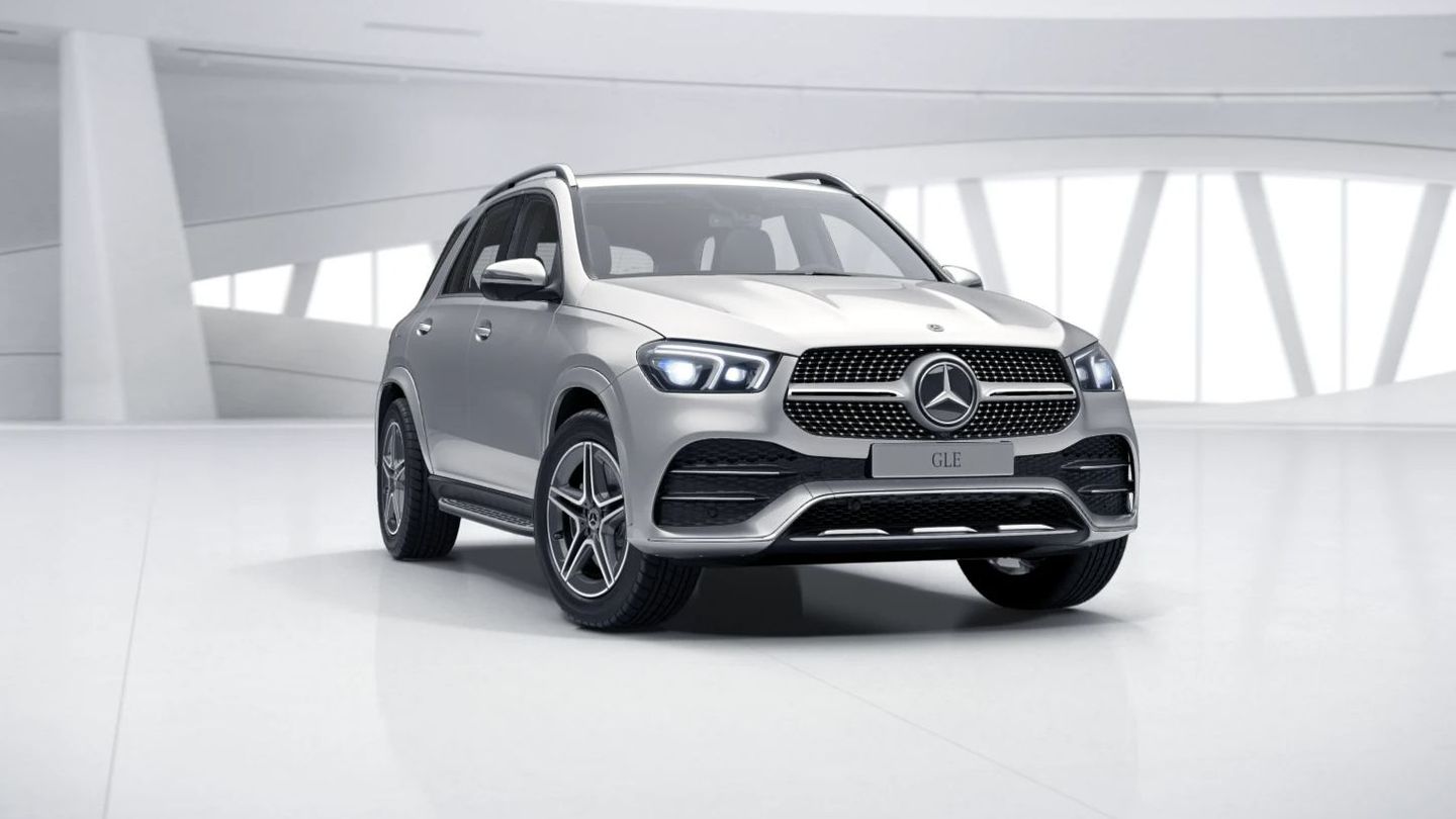 Mercedes GLE 450 4Matic 2025 Giá lăn bánh và KM T1/2025