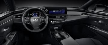 Khu vực điều khiển trung tâm được sắp xếp thân thiện hơn với người dùng