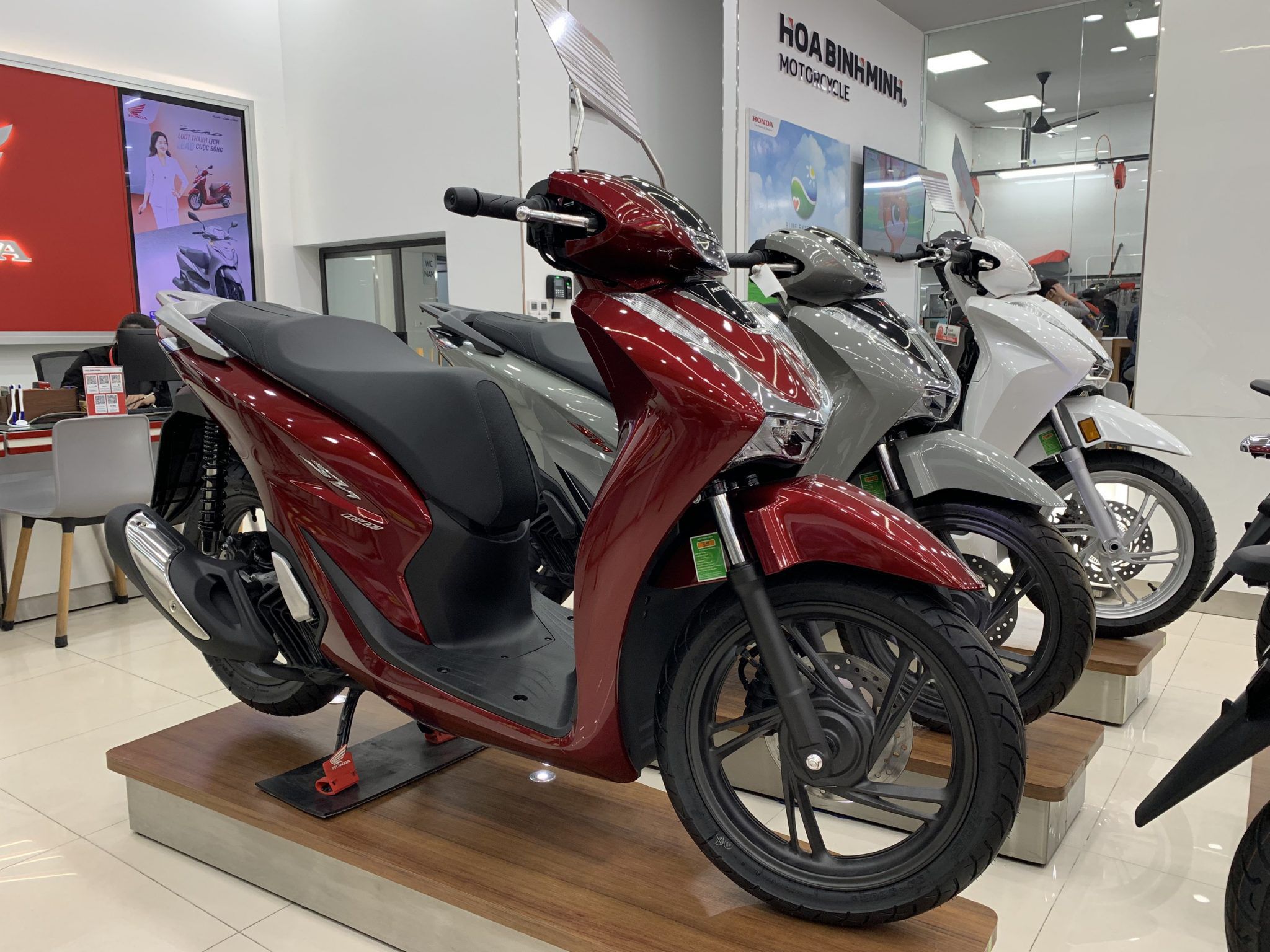 Giá xe Honda SH 160i 2024, phiên bản, thông số (01/24)