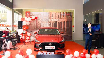 Góc trưng bày mẫu xe MG5 2022 kiểu dáng Stylist Coupe của showroom MG Trường Chinh