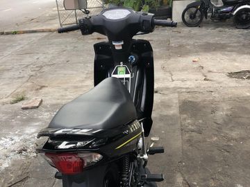 Đuôi xe Yamaha Sirius FI 2023 đi theo lối thiết kế tinh giản, gọn gàng mà vẫn đầy đủ tiện ích