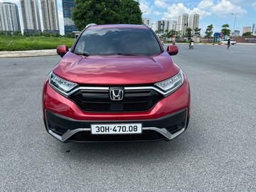 Bản E chỉ sử dụng đèn pha Halogen và cụm đèn sương mù dạng bóng tròn