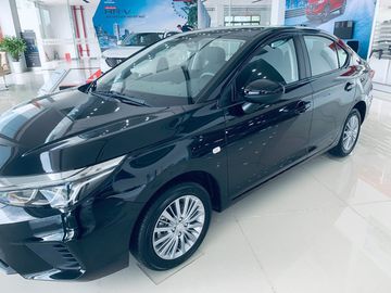 Bản tiêu chuẩn City G sở hữu lazang 15 inch đi cùng lốp 185/60R15