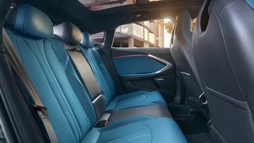 Hàng ghế thứ hai của MG7 2024 trang bị đầy đủ các tiện ích cần thiết của một mẫu sedan hạng D