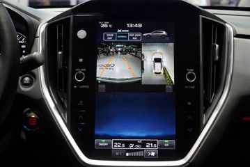 Subaru Crosstrek 2025 còn được trang bị camera 360 độ