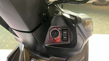 Hệ thống chìa khóa thông minh Smartkey trên Honda Air Blade 160 2023 có phần hiện đại hơn