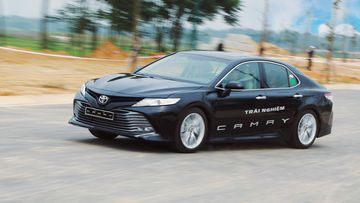 So sánh nhanh Honda Accord 2020 và Toyota Camry 2020 25 danhgiaxe.com 28 151058 153812