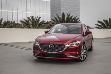 Mazda 6 với ngôn ngữ thiết kế KODO tinh tế