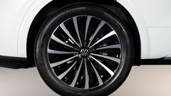 Volkswagen Viloran 2024 nhỉnh hơn với la-zăng hợp kim 20 inch