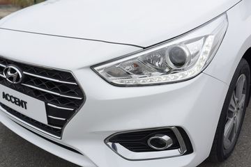 Mẹo vặt cuộc sống: Đánh giá sơ bộ xe Hyundai Accent 2019 Hyundai-accent-2018-11-012233