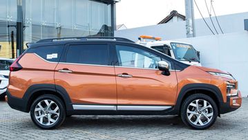 Thân xe Mitsubishi Xpander Cross 2024 trông trường dáng nhờ chiều dài tăng thêm