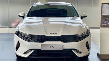KIA K5 đậm chất thể thao trong kiểu dáng Fastback