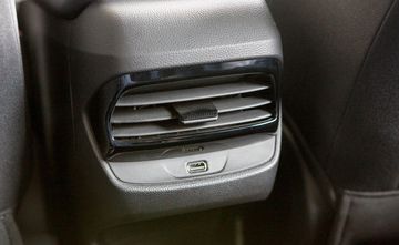 Cửa gió cho hàng ghế sau