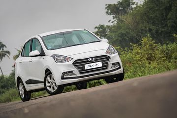 Đánh giá sơ bộ Hyundai Grand i10 Sedan 2019
