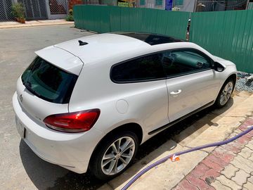 Scirocco về Việt Nam năm 2011