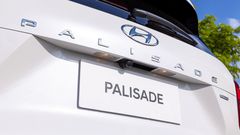 Hyundai Palisade 2024 trang bị camera 360 độ, giúp việc điều khiển xe dễ dàng hơn