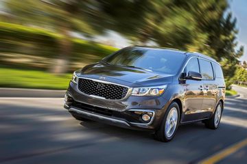 Kia Sedona với thiết kế hiện đại