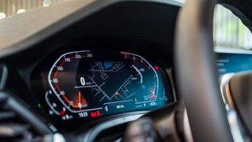 Đồng hồ lái kỹ thuật số 12,3 inch sau vô lăng BMW 4 Series 2023