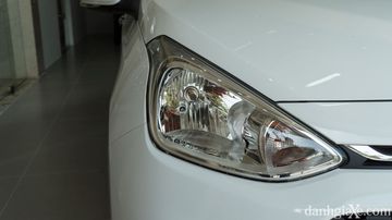 Xe vẫn sử dụng đèn halogen