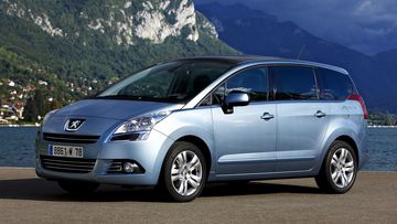 Peugeot 5008 thế hệ đầu tiên