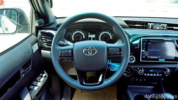 Danh gia so bo xe Toyota Hilux 2020