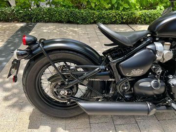 Hệ thống phanh sau Nissin đĩa đơn có trang bị ABS