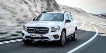 Mẫu xe bảo vệ hành khách với rất nhiều tính năng an toàn