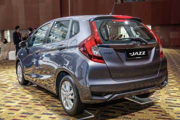 Phần đuôi xe Honda Jazz 2017 tại Việt Nam