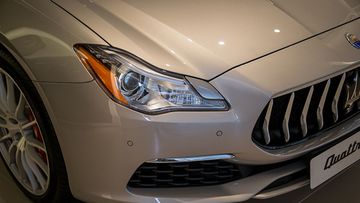 Đèn pha LED với lối thiết kế sắc nét