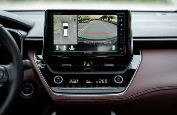 Màn hình giải trí trung tâm 9 inch được trang bị trên bản 1.8V và 1.8HV