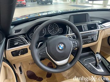 Danh gia so bo xe BMW 420i Convertible 2020