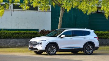 Hyundai SantaFe sở hữu doanh số “khủng” 12.160 xe được bán ra tại thị trường Việt Nam năm 2021