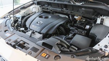 Mazda CX-5 2022 vẫn giữ nguyên hai tùy chọn động cơ xăng là 2.0L và 2.5L. 